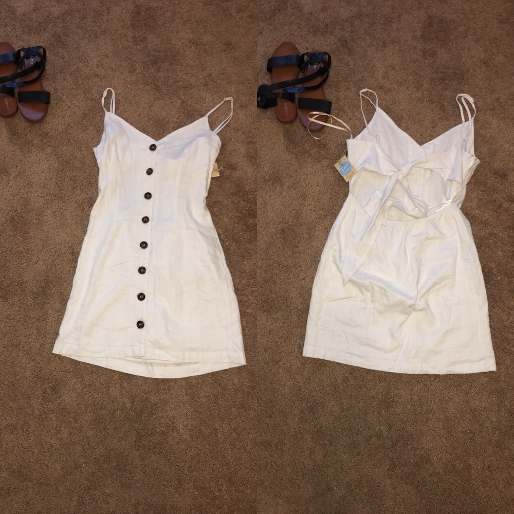 NWT size small white tie back dress